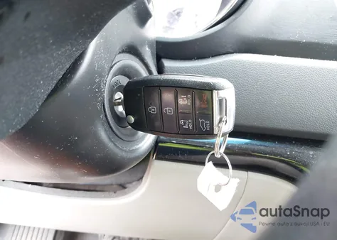 2017 Kia Sedona Lx из США, поврежденный, VIN KNDMB5C11H6308493